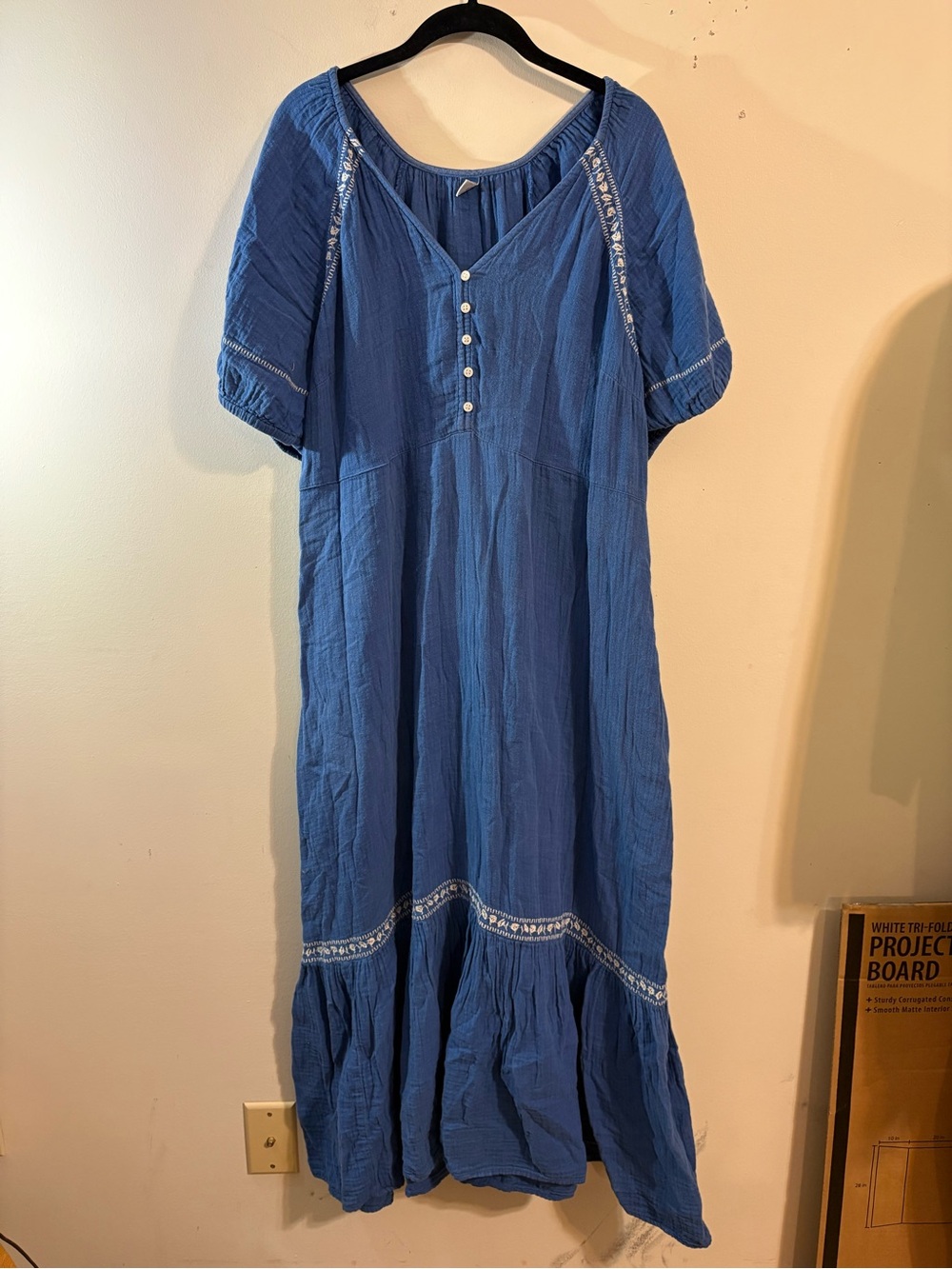 Old Navy Crinkle Maxi Dress women’s XL puff sleeves button front embroidery